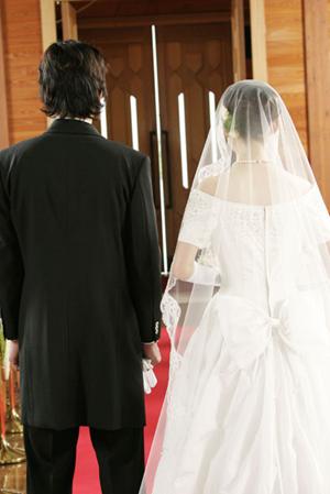 ホテルウエディングのドレスについて